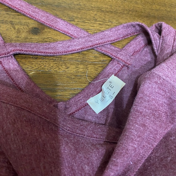 Crop top - Picture 4 of 4